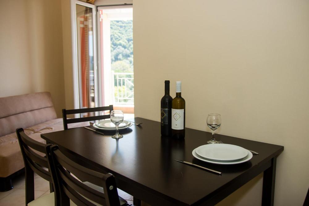 Appartement Filoxenia à Yénion Extérieur photo