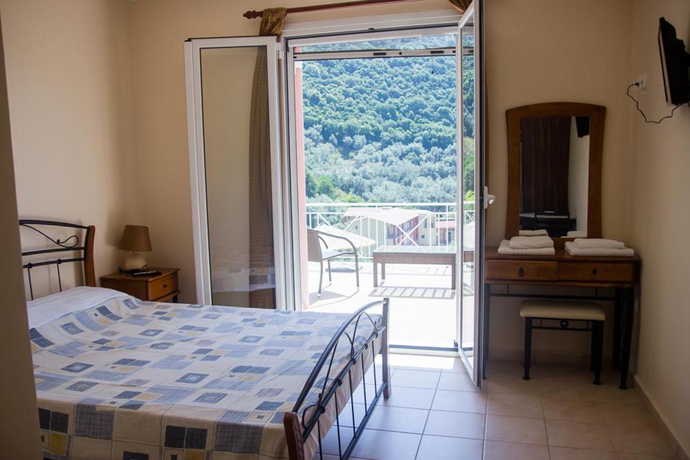Appartement Filoxenia à Yénion Extérieur photo