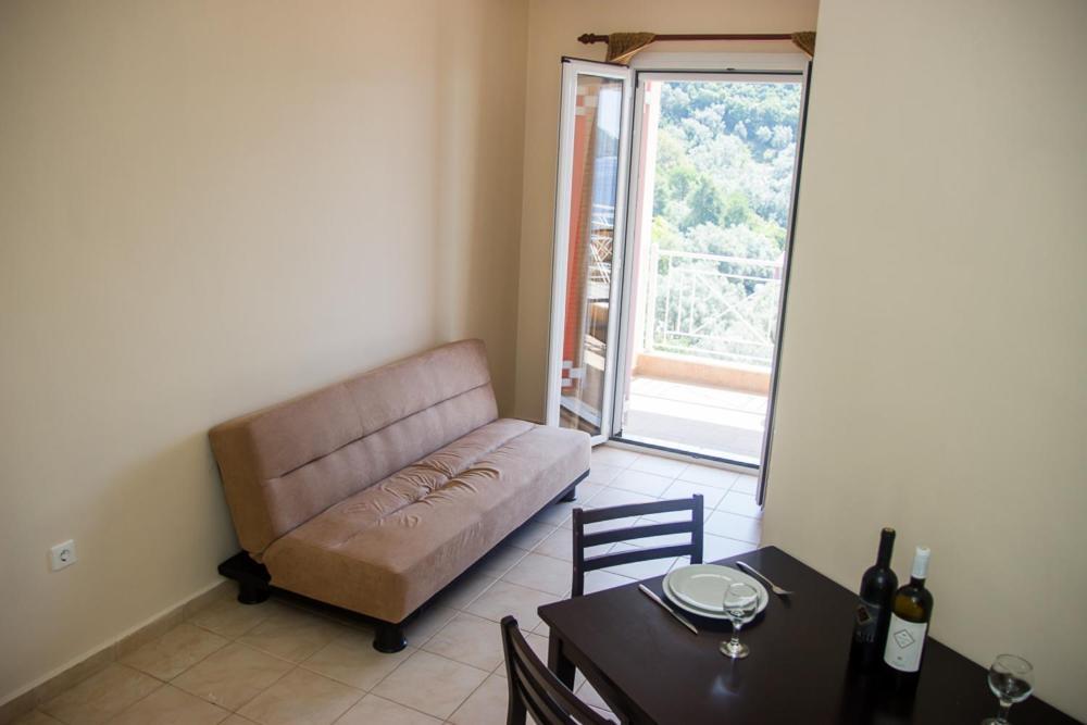 Appartement Filoxenia à Yénion Extérieur photo
